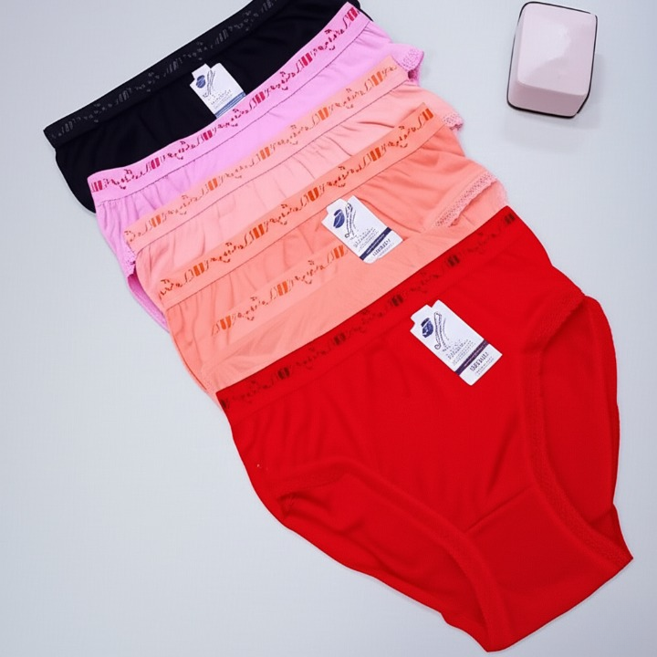 Pack of 3 Panties, Random Colours